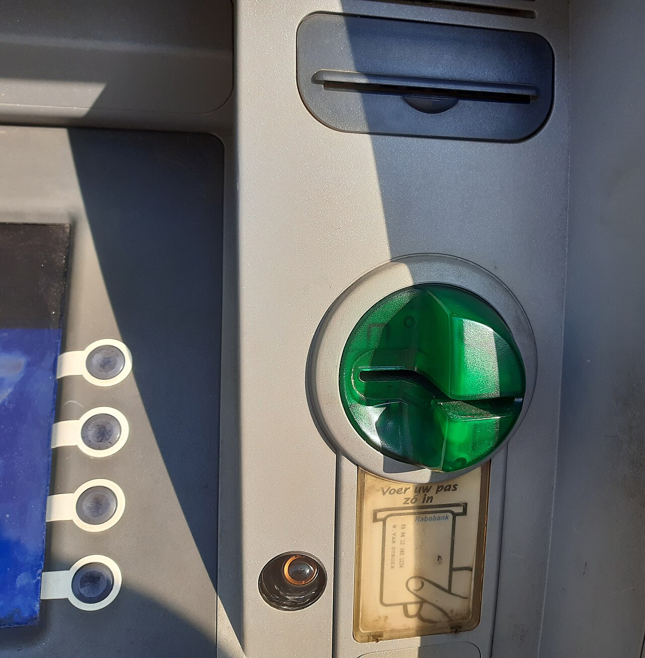 Extra stukje op beveiligde pinautomaat t