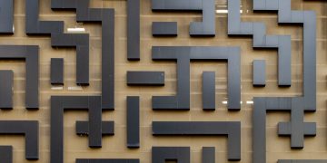black maze wall