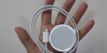 MagSafe (iPhone)