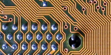 Labyrinthine circuit board lines - Flickr - quapan