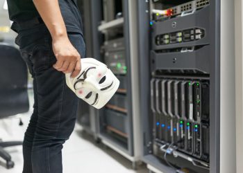 AWS, 미토스 사태 계기로 AI 취약점 자동 보완 도구 'AWS 컨티뉴엄' 출시