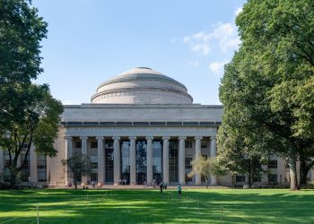 MIT, 초저전력 칩 Gleanmer 개발…소형 로봇이 6밀리와트로 3D 지도 생성 관련 실제 사진