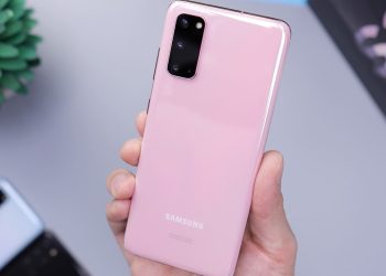 person holding rose gold iphone 6 s