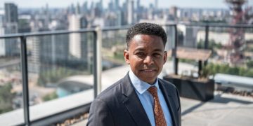 UK regulator warns of "arms race" to keep up with AI use in financial services