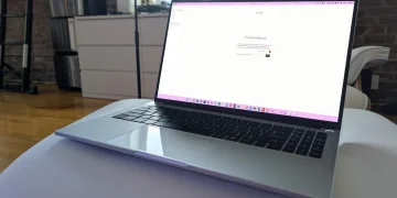 I tested the new Claude Desktop on Linux - here's how it compares to rival apps