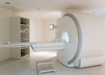 병원 검사실의 MRI 스캐너. 사진: Pexels