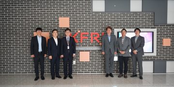식품 제조공정에 AI·로봇 실증…조리·포장·검사 자동화 추진 공식 사이트의 브랜드 표시 또는 발표 현장