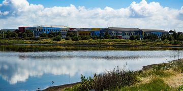 Facebook Offices Menlo Park California (34183281176)