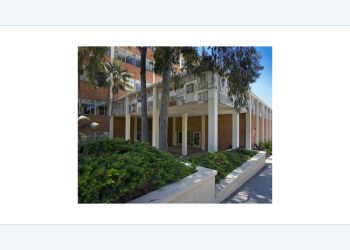 UCLA 수학과가 위치한 Mathematical Sciences Building 외관