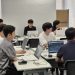 유진기업 바이브코딩 프로그램 참가자들이 노트북으로 프로젝트를 개발하는 현장