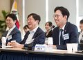 과학기술 인공지능 미래전략회의에서 발언하는 배경훈 부총리