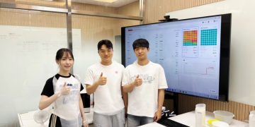 서강대 AI창의융합 학부연구소의 전자레인지 AI 개발 참여 연구생 3명