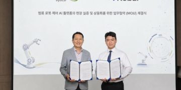 한성시스코 박종문 대표와 로바이 정원영 대표의 업무협약식