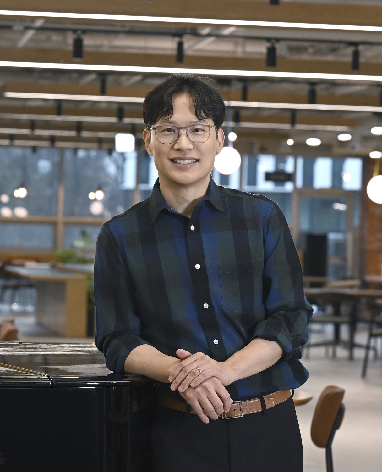 사무 공간에서 촬영한 박민우 현대차·기아 AVP 본부장 겸 42dot CEO