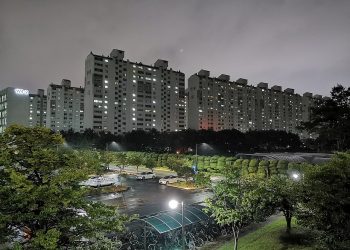 대전 KAIST 희망관과 캠퍼스 야경
