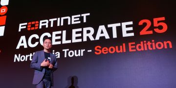 포티넷코리아 보안 행사 현장에서 발표를 듣는 참석자들