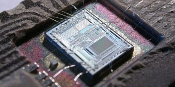 인텔 Core Ultra Series 3, 엣지 로봇에 CPU·GPU·NPU 통합