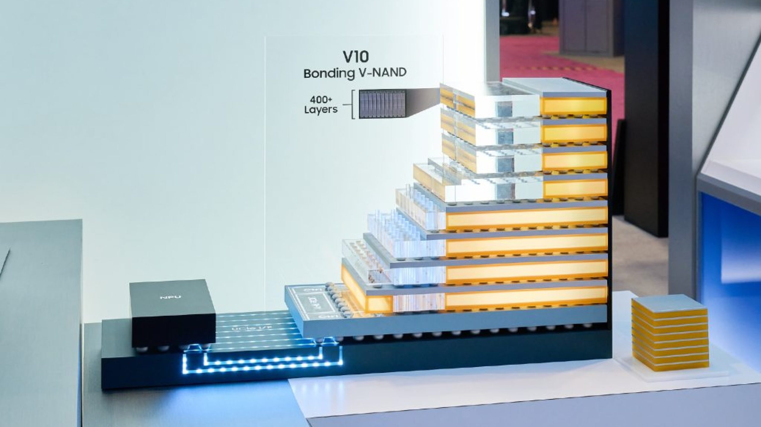 삼성전자 V10 Bonding V-NAND 구조 모형 전시 사진