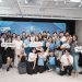 10월 2일 열린 신베이시 AI 실무 직무교육 데모데이 참가자들. 3개월 교육을 마친 뒤 프로젝트 성과를 발표했다. 新北市政府青年局 2026「2026 AI實戰職涯營 Demo Day」보도 사진. 정부자료개방허가조항 제1판에 따라 공개된 자료이며 해당 조건을 준수하여 이용할 수 있다. 허가 조항: https://data.gov.tw/license