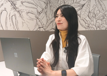 NECT에서 AI 실습 교육 도입 배경을 설명한 인재개발부 다케니시