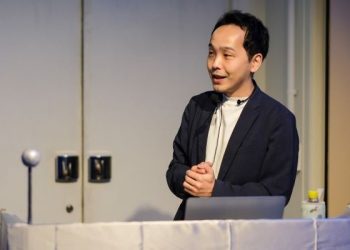 9월 G’s HACK SONIC 우주 주제 해커톤 현장에서 참가자가 발표하고 있다