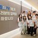 7월 23일 SSAFY 16기 입학식에 참석한 교육생들이 기념사진을 찍고 있다